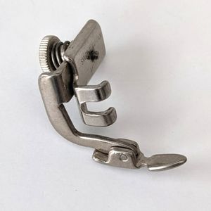 SINGER Hinged Zipper Cording Presser Foot 161127 Simanco Vintage